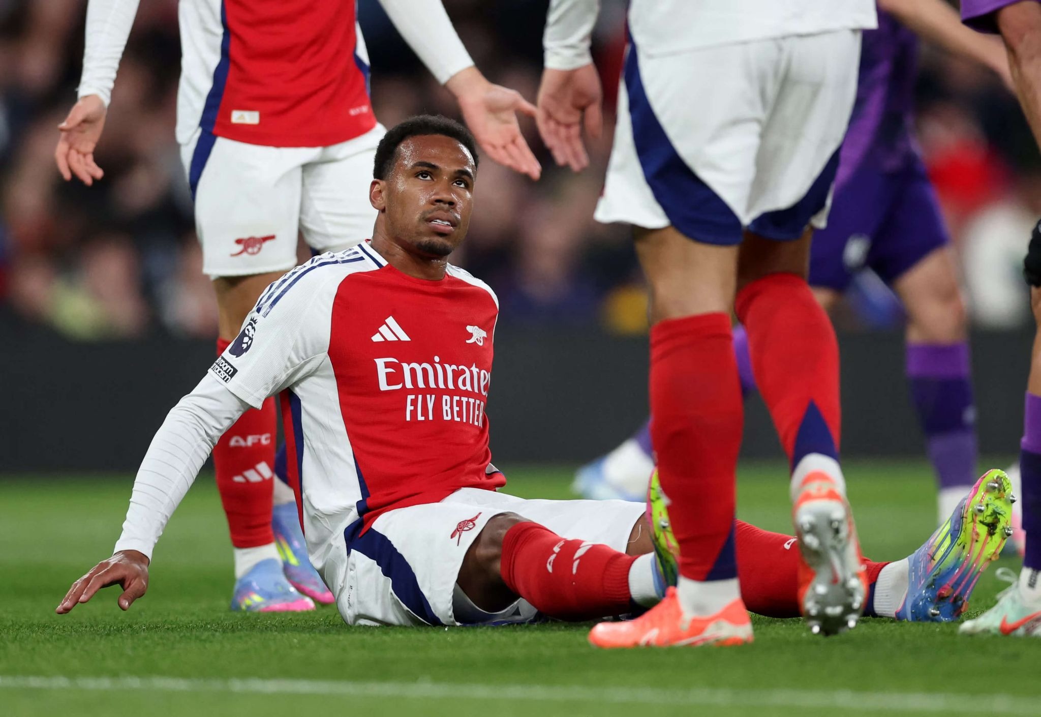 Arteta mất Gabriel trong giai đoạn căng thẳng nhất mùa giải