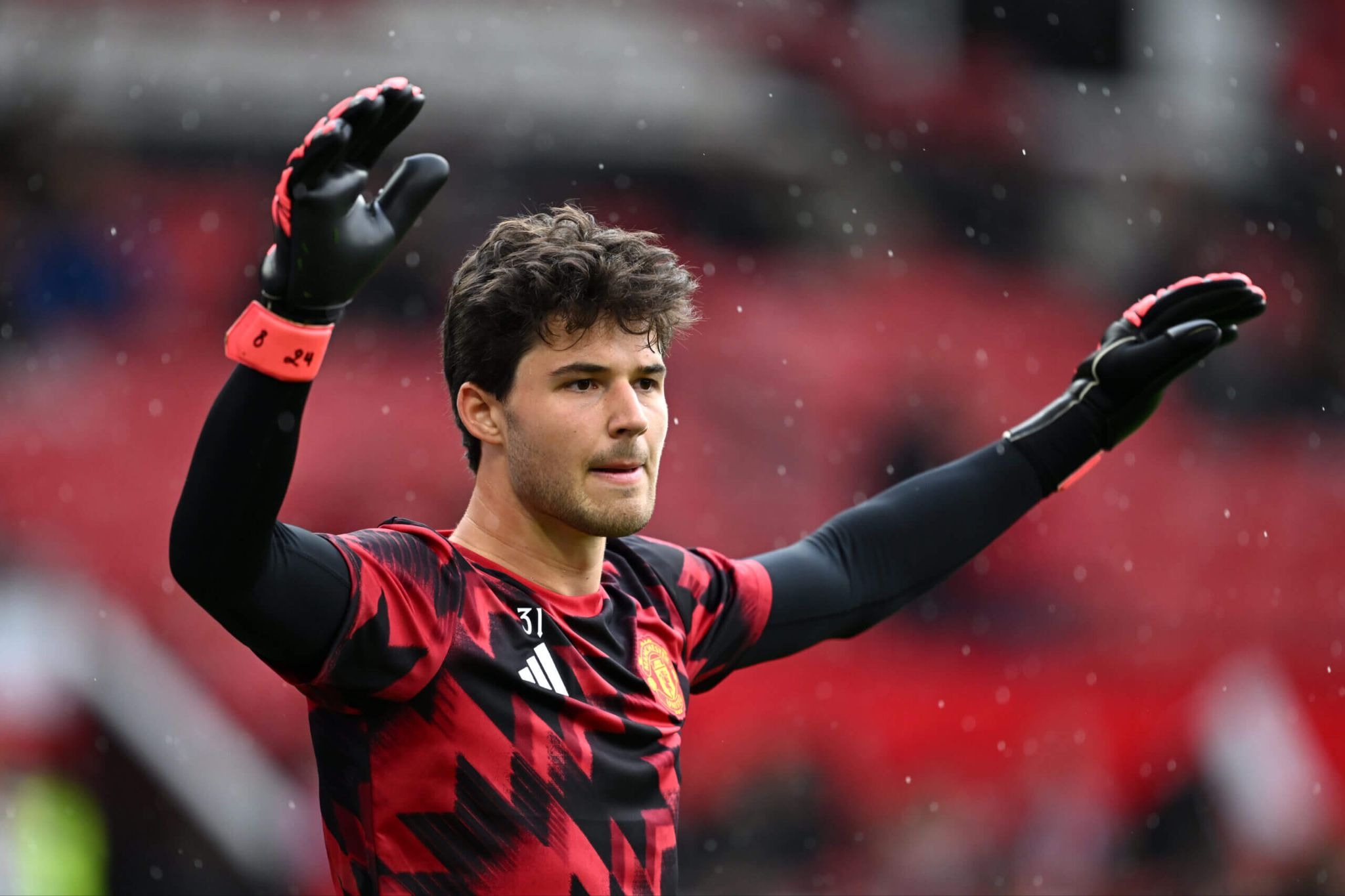 Senne Lammens: Tân binh ít tên tuổi định hình lối chơi của Man Utd