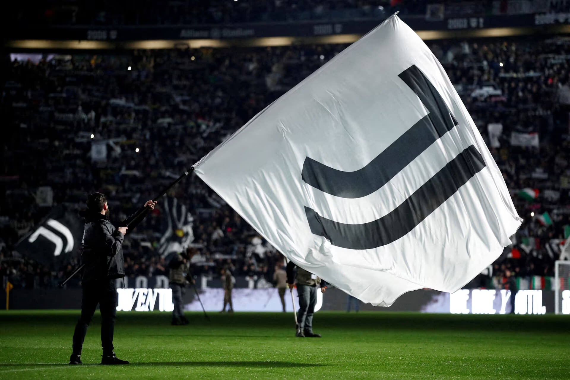 Vì sao Juventus từ chối đề nghị thâu tóm từ công ty tiền số Tether