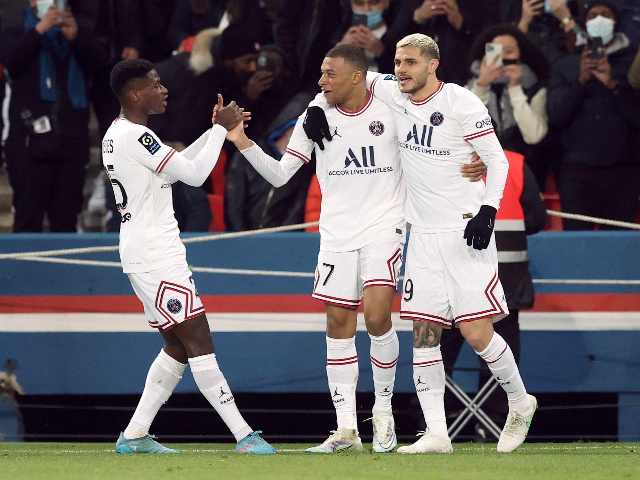 Mbappe thắng kiện PSG: Cái kết cho mối tình gượng ép