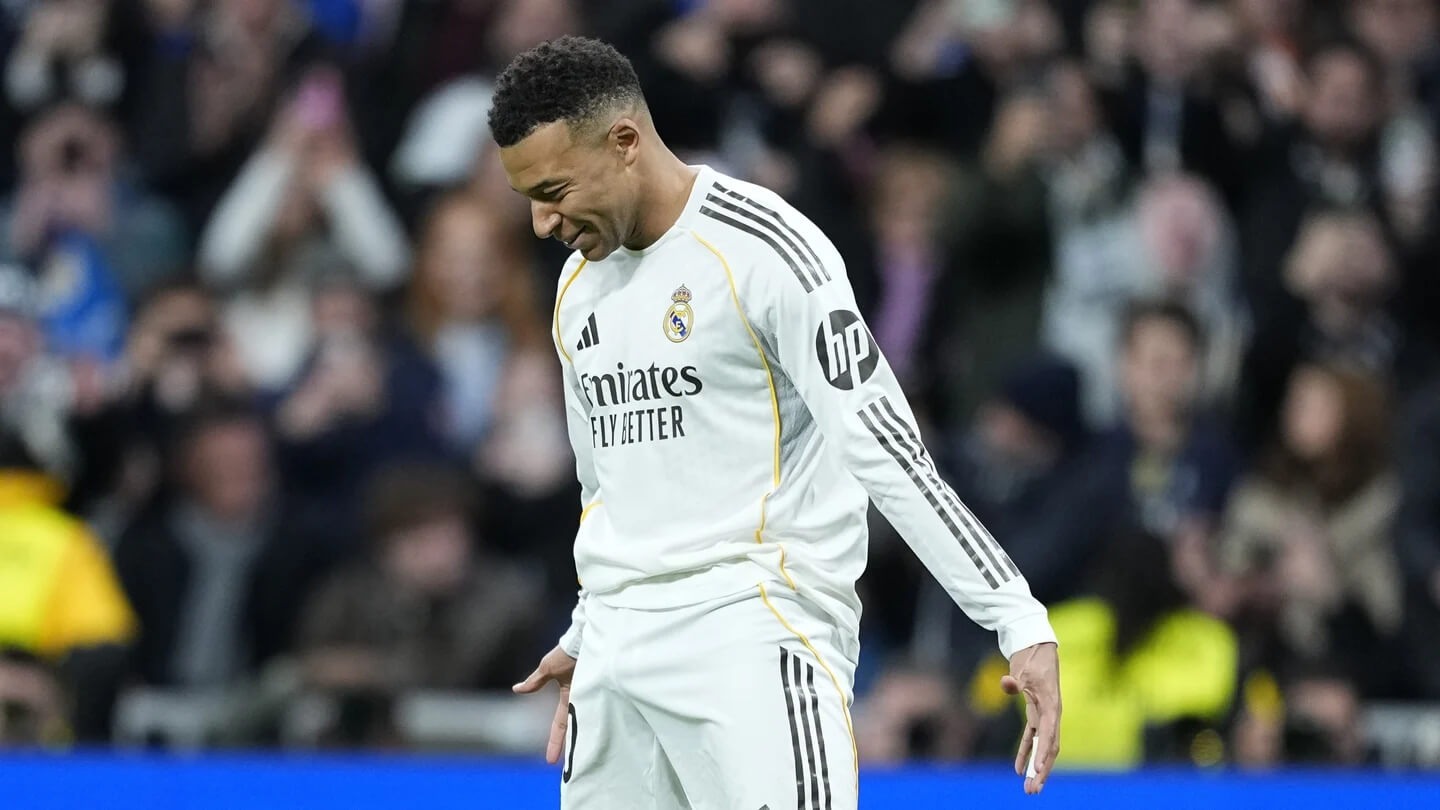 Kỷ lục kém vui của Mbappe trong mớ hỗn độn mang tên Real