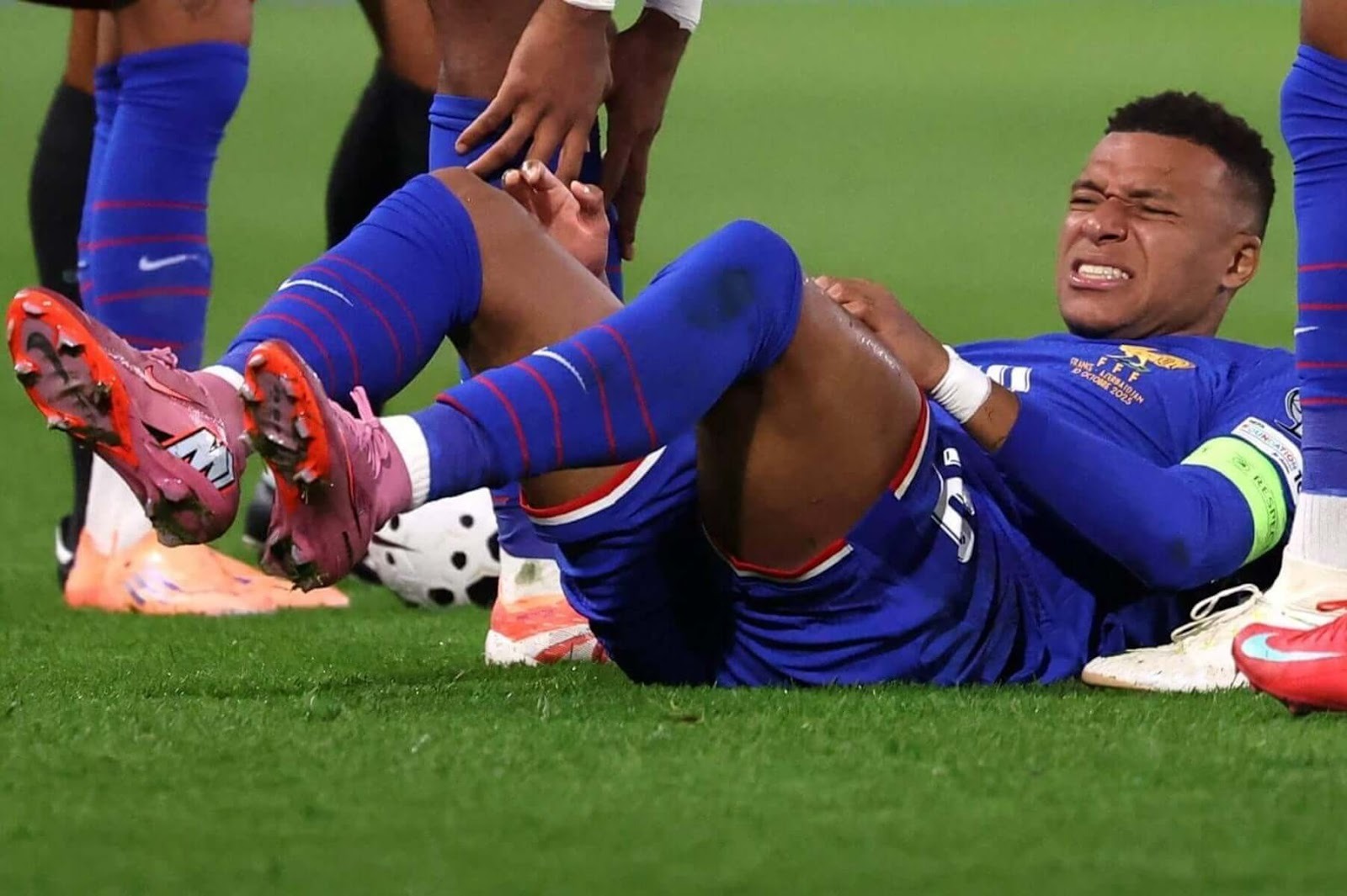 Real Madrid thở phào với chấn thương của Mbappe và Mastantuono