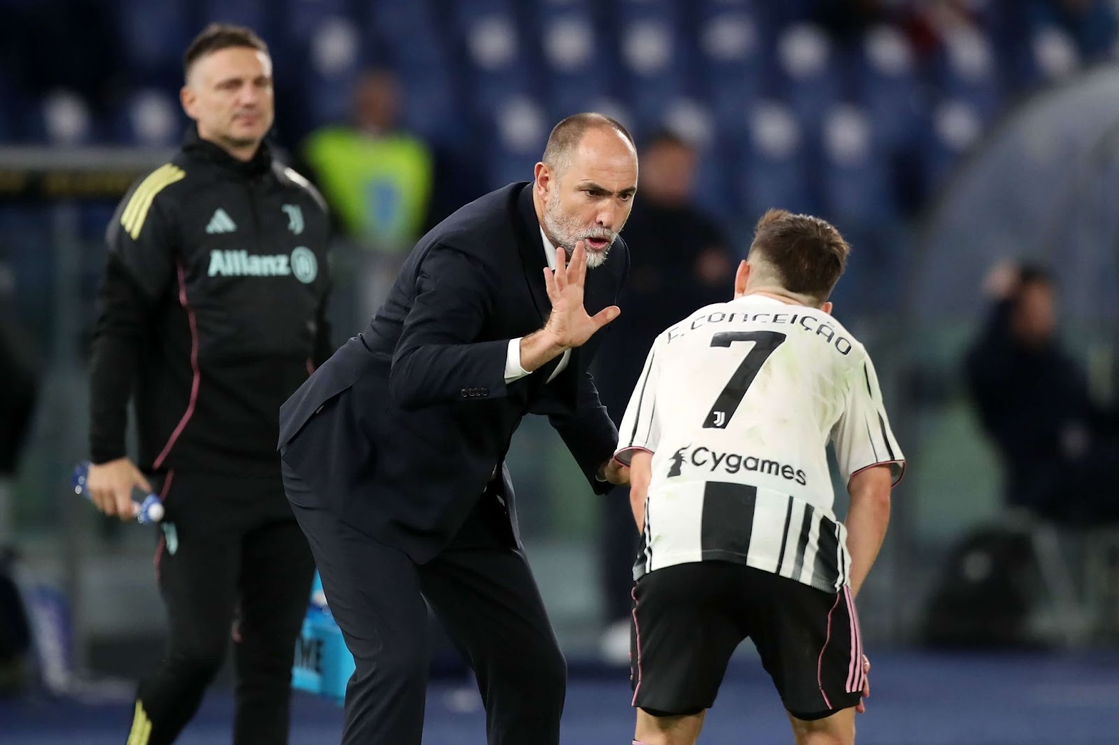 Juventus bổ nhiệm Spalletti giữa khủng hoảng thượng tầng