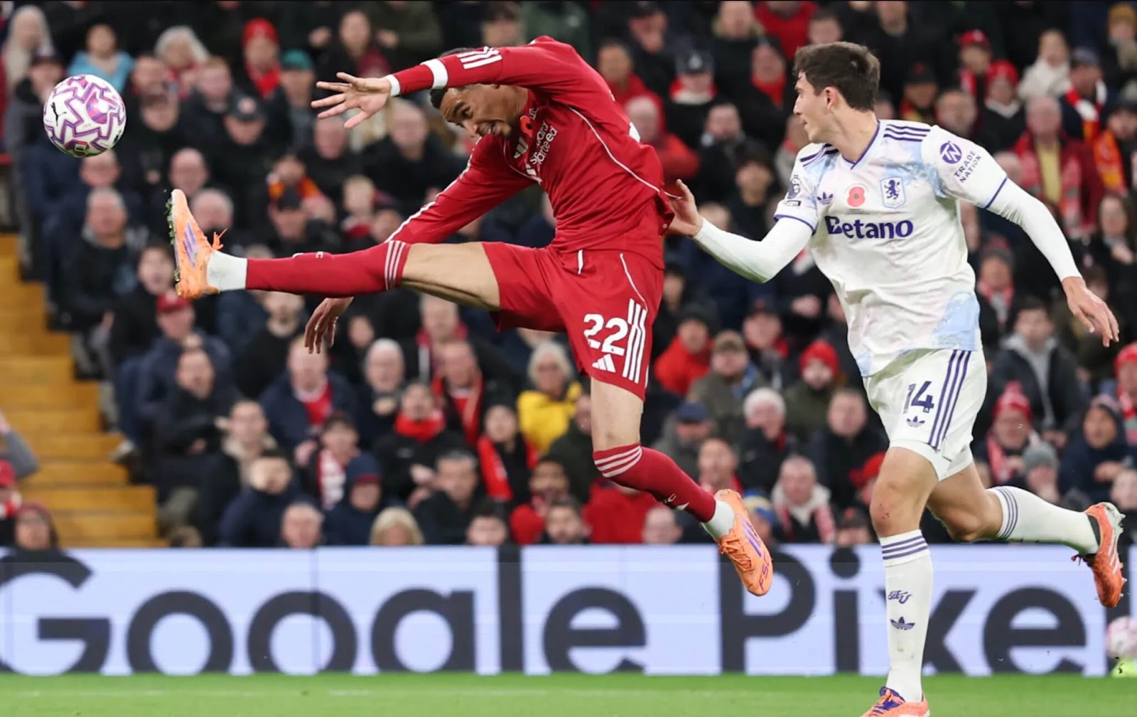 Slot ‘gạt bỏ’ tân binh để đưa Liverpool trở lại quỹ đạo thắng