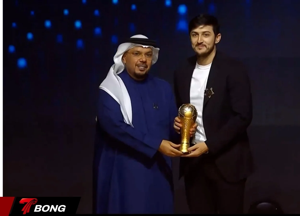 Thực hư về câu chuyện Sardar Azmoun bị loại
