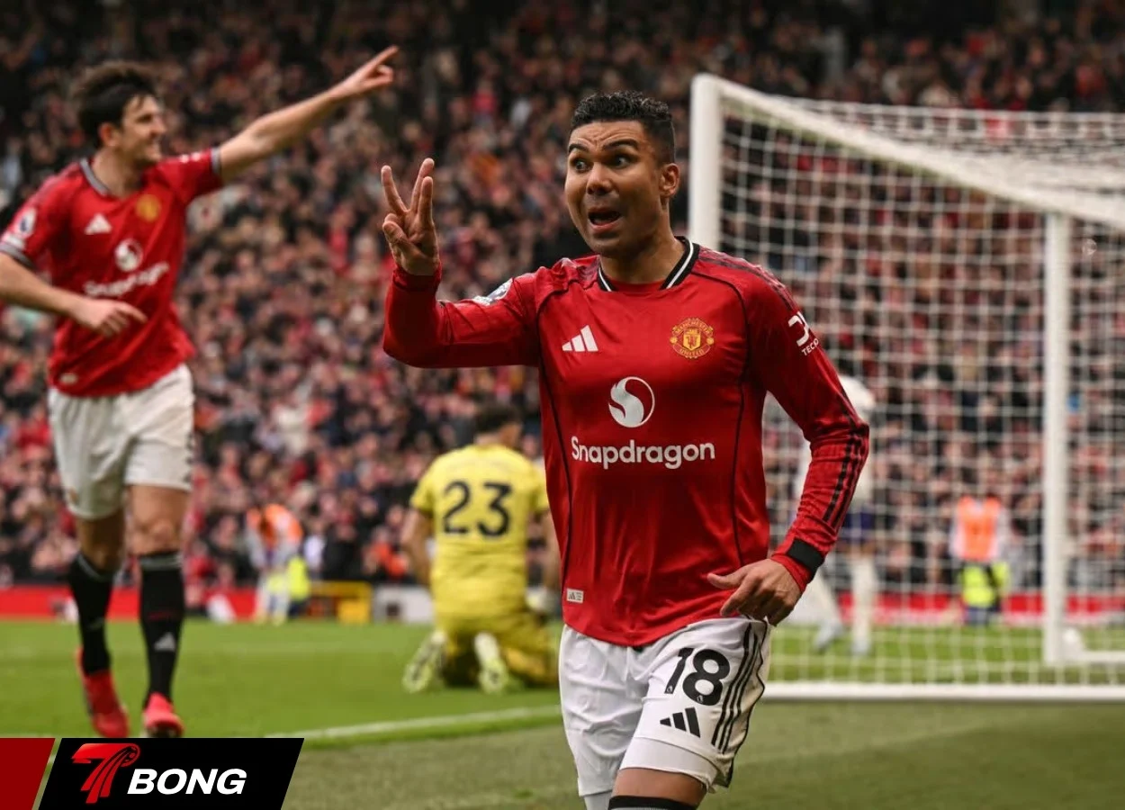 Casemiro đánh đầu mở tỷ số trận đấu