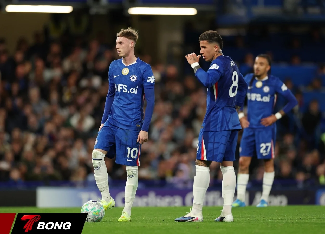 Chelsea đang trong vùng nguy hiểm trên BXH