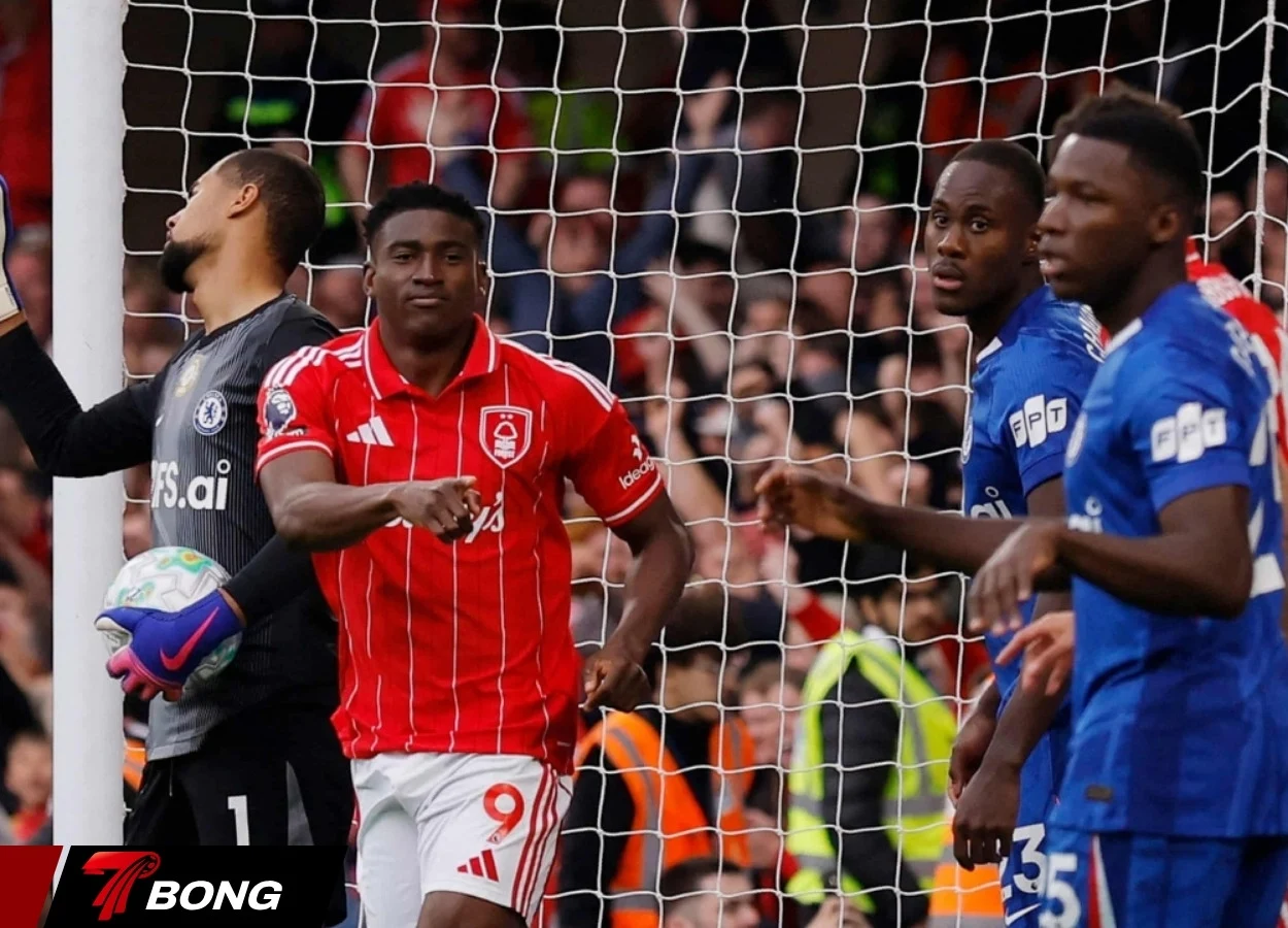 Chelsea thủng lưới sớm trước Nottingham Forest