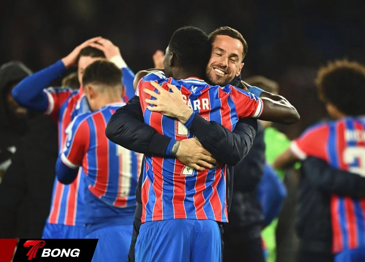 Màn thị uy sức mạnh của Crystal Palace