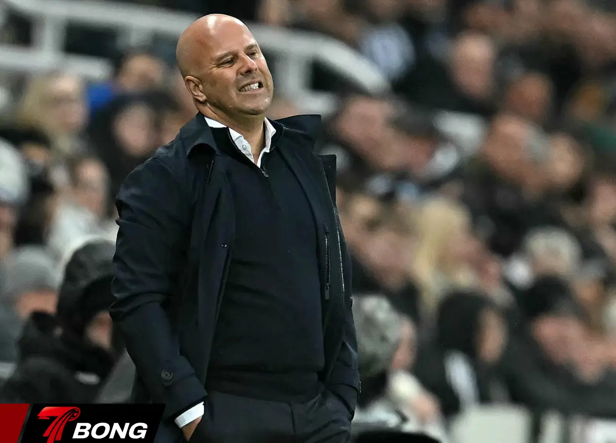 Arne Slot và chuỗi thành tích đáng quên tại Liverpool