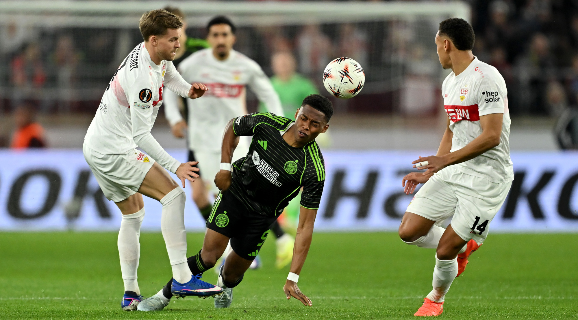 Celtic rời Europa League