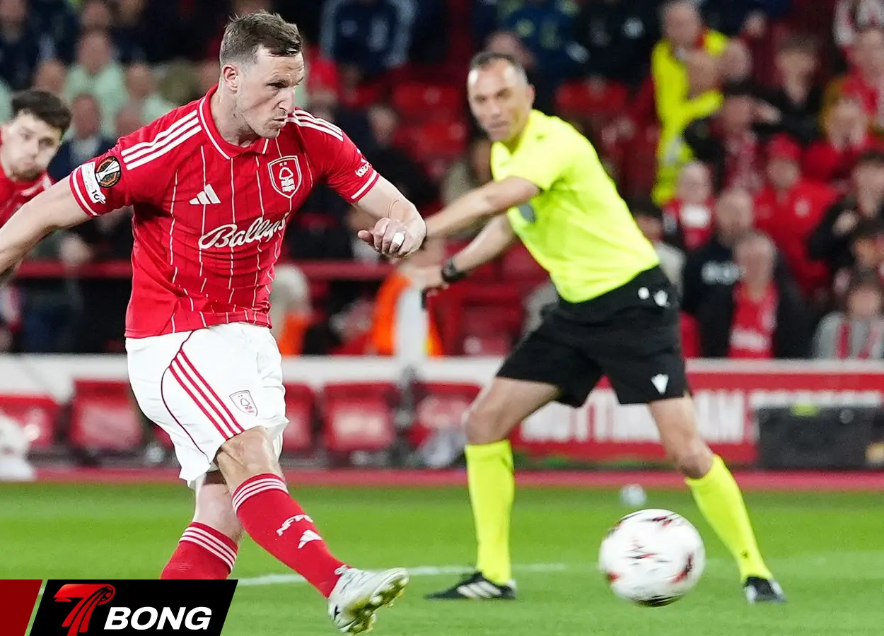 Nottingham Forest là cái tên tiếp theo tiến đến chức vô địch
