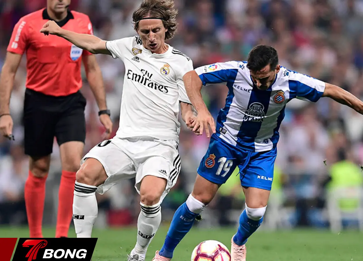 Real Madrid sẽ phải giải quyết vấn đề nội bộ nếu muốn giữ tham vọng El Classico