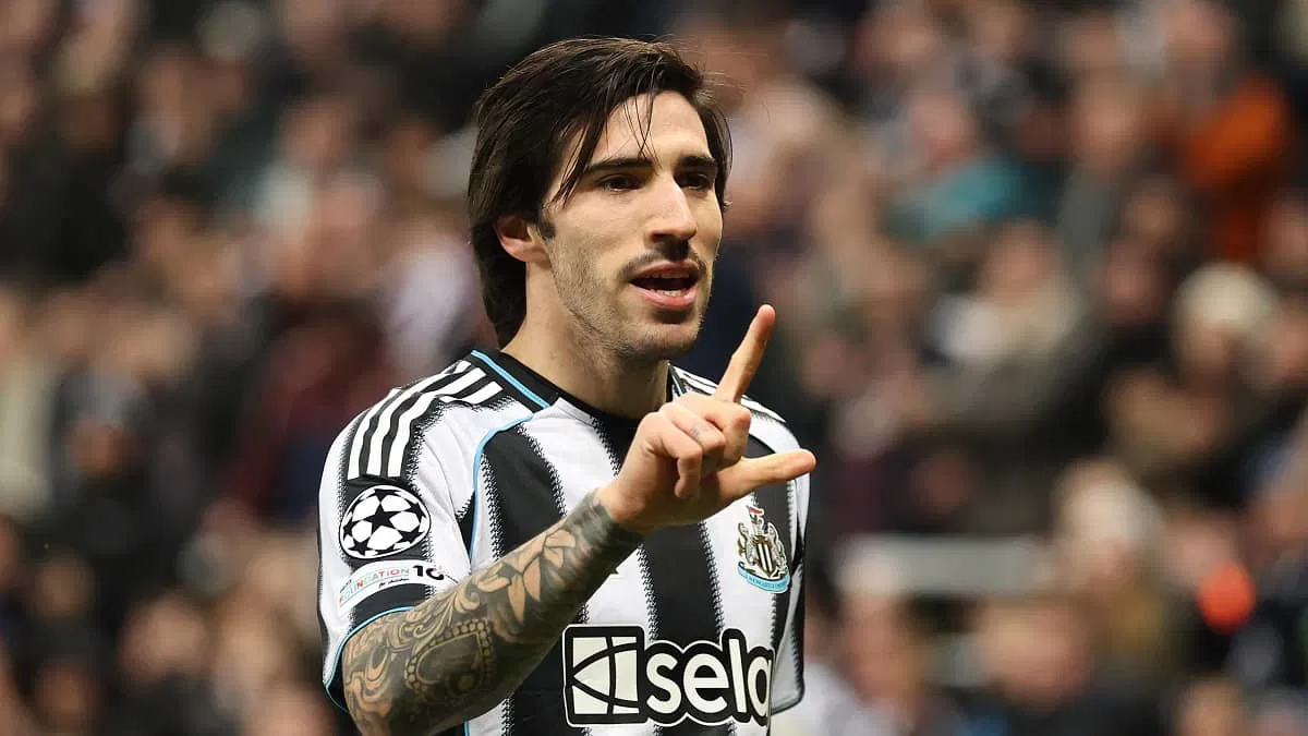 Sandro Tonali tỏa sáng
