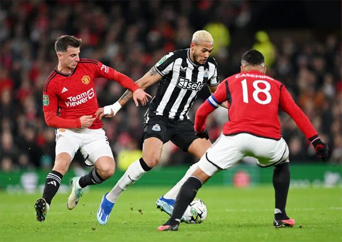 Premier League và Boxing Day trầm lắng nhất lịch sử: Chuyện gì đang xảy ra?