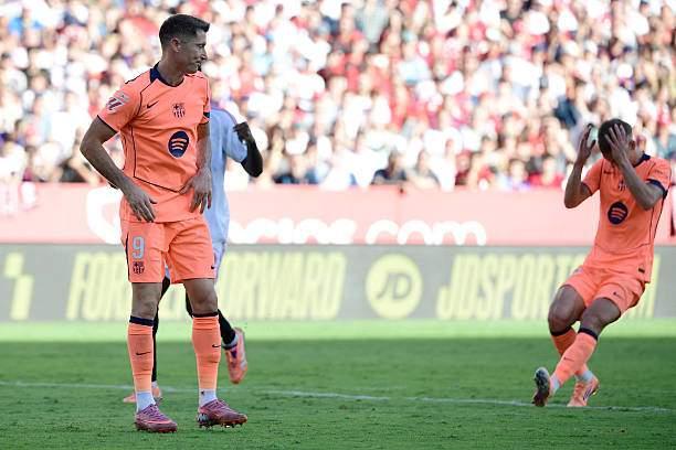 CĐV Barca phẫn nộ: “Trọng tài đang chống lại chúng tôi!”