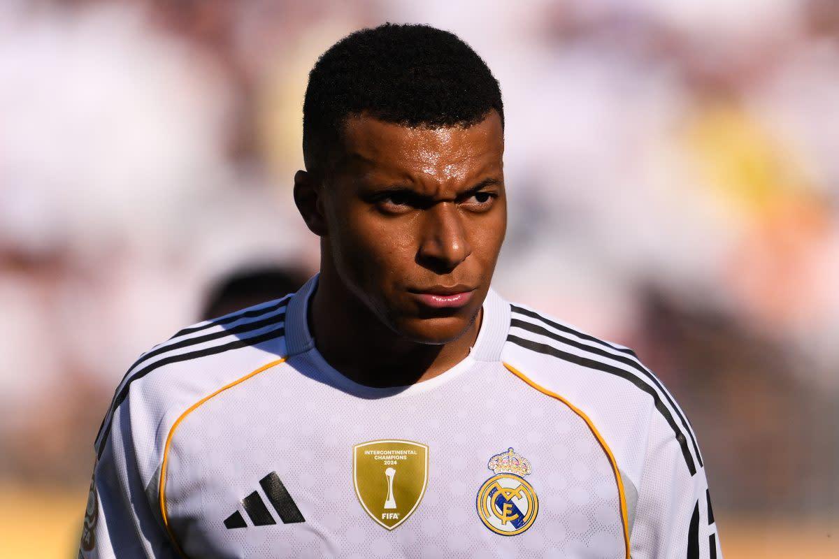 Dự đoán đội hình Real Madrid đấu PSG: Kylian Mbappé nghi vấn, Dean Huijsen vắng mặt