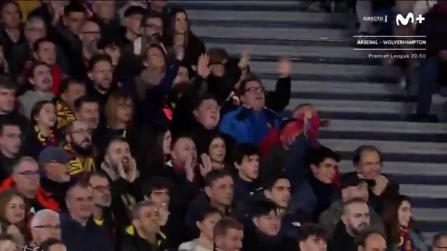 Cổ động viên Spotify Camp Nou chế nhạo Real Madrid và Xabi Alonso trong trận gặp Osasuna