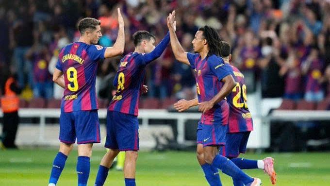 Lamine Yamal tái xuất, mang đến nguồn cảm hứng đặc biệt cho Barca