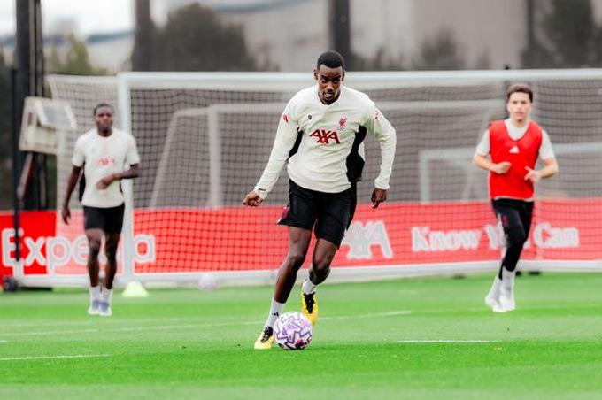 Slot ấn định trận đấu Isak ra mắt Liverpool