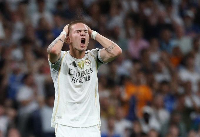 Real Madrid loạn thật rồi? Dàn sao bất mãn, Xabi Alonso “bó tay”