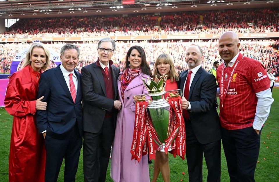 ‘Họ nói những điều tương tự’: Arne Slot tin rằng ban lãnh đạo Liverpool chia sẻ lời giải thích của ông về sự sa sút tại Premier League