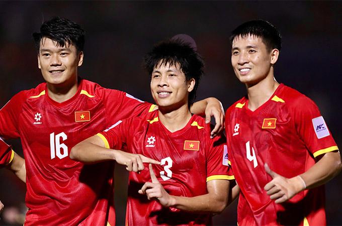 ĐT Việt Nam gạch tên Nguyễn Filip, trao cơ hội cho dàn sao trẻ trước Nepal